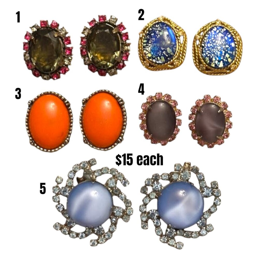 Vintage Mid-Century Glass Rhinestone Clip On Earrings - Unsigned